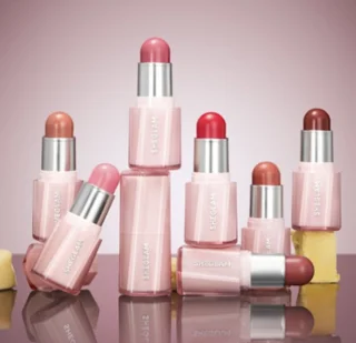 رژگونه کره ای لاو کیک Buttery Bliss Blush Stick شیگلم I اورجینال